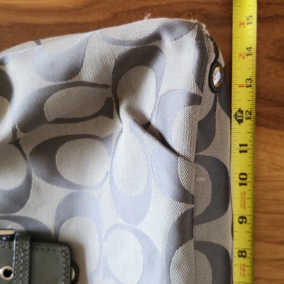 Coach Shoulder Bag - Picture 13 of 14